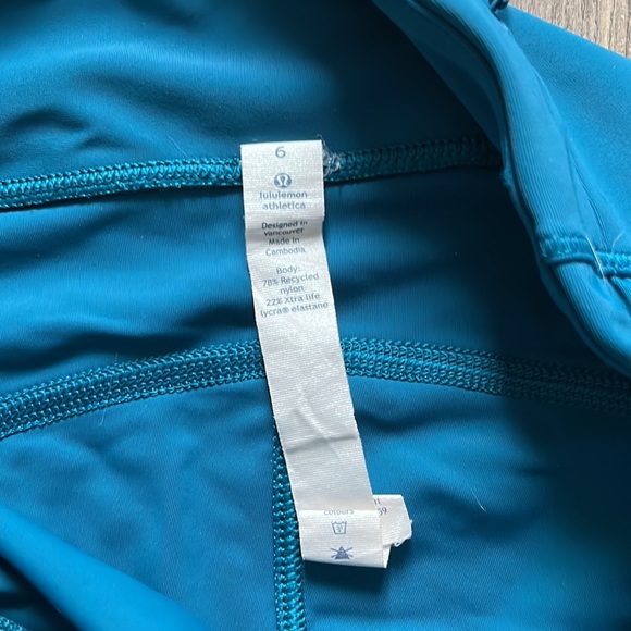 Lululemon shorts - Picture 4 of 4